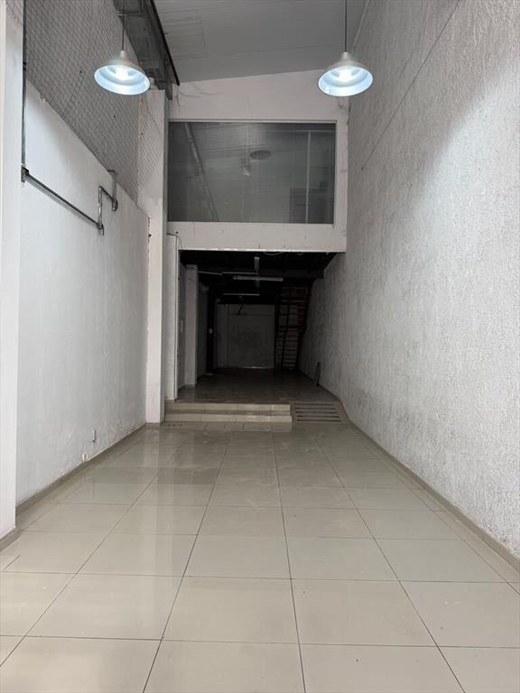 Oportunidad en zona mayorista próximo Arenal grande.