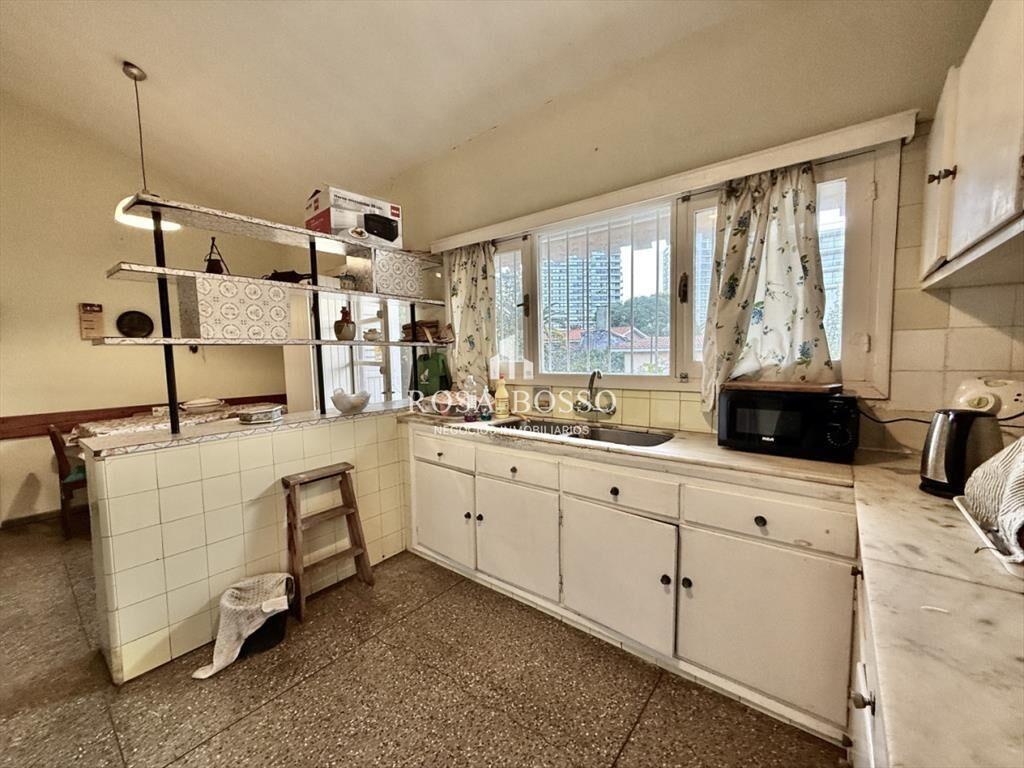 Casa Venta 4 dormitorios Cantegril Punta del Este