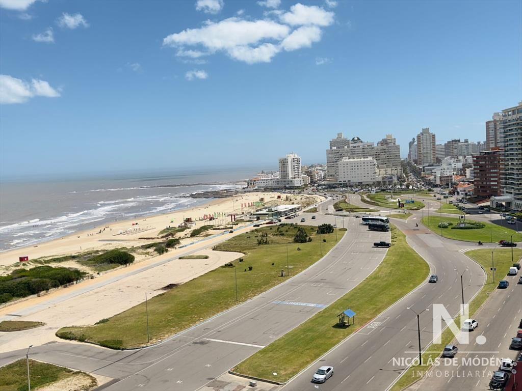 Apartamento de dos dormitorios en Punta del Este