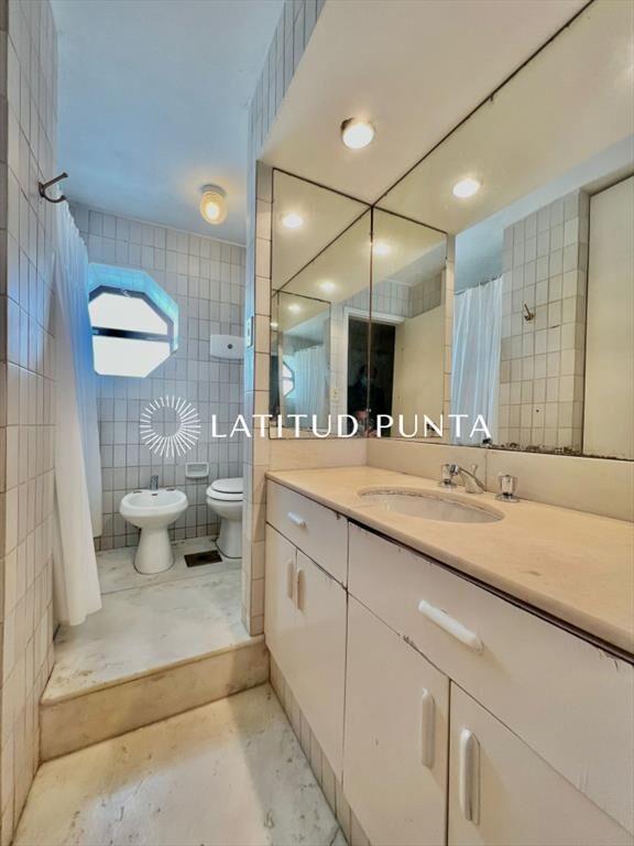 Gran departamento en Península, 3 dormitorios