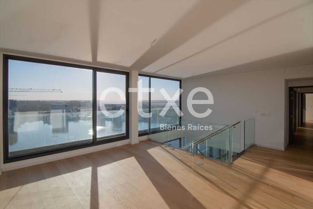 Venta Duplex 4 dormitorios Carrasco Boating Torre 1...
