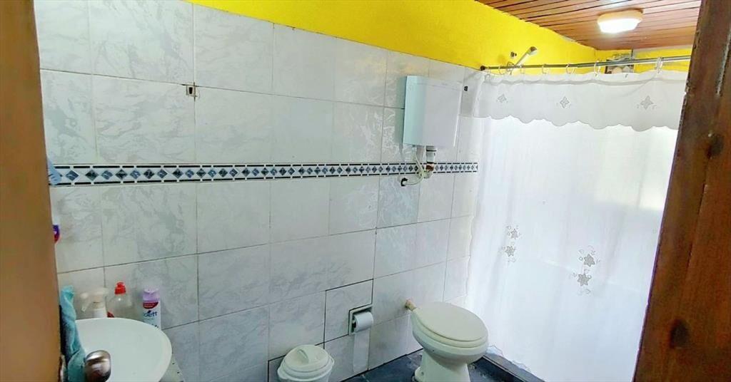 CASA CON LOCAL EN VENTA CENTRO DE FRAY BENTOS