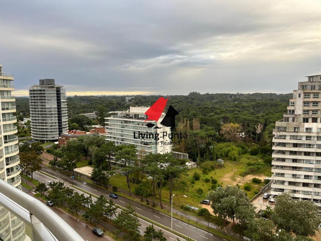 Alquiler Anual 3 dormitorios en Punta del Este
