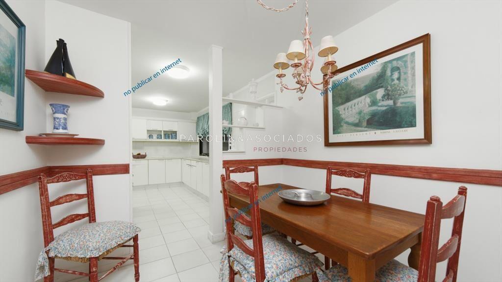 Apartamento en venta de 4 dormitorios en edificio