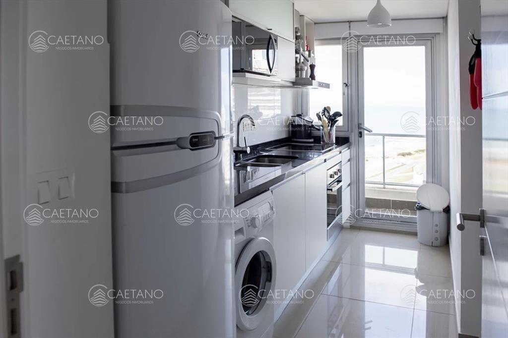 Alquiler temporario apartamento 2 dormitorios playa brava P