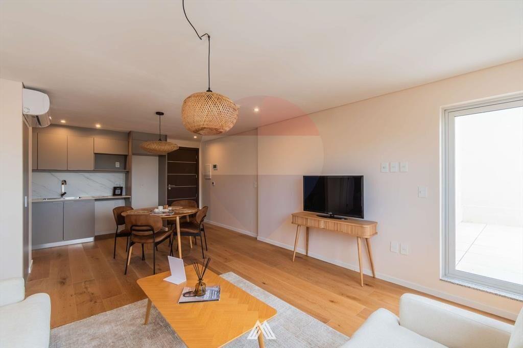 Vende Apartamento Carrasco 1 dormitorio con Renta