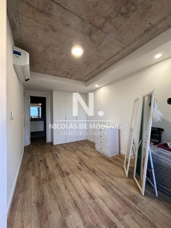 Vende oportunidad en Playa Mansa, primera línea