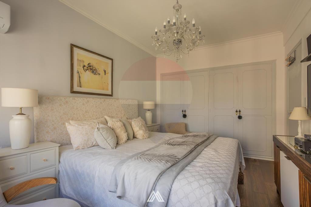 Venta apartamento 2 dormitorios + servicio -Cordón