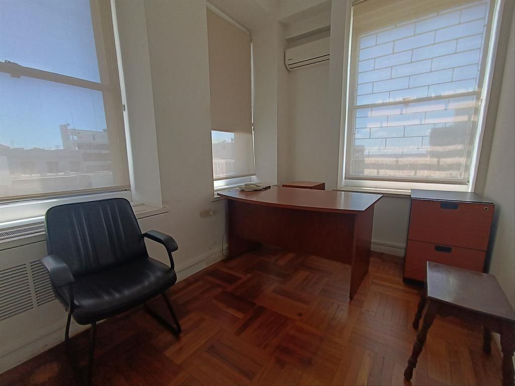 ALQUILER OFICINA CIUDAD VIEJA