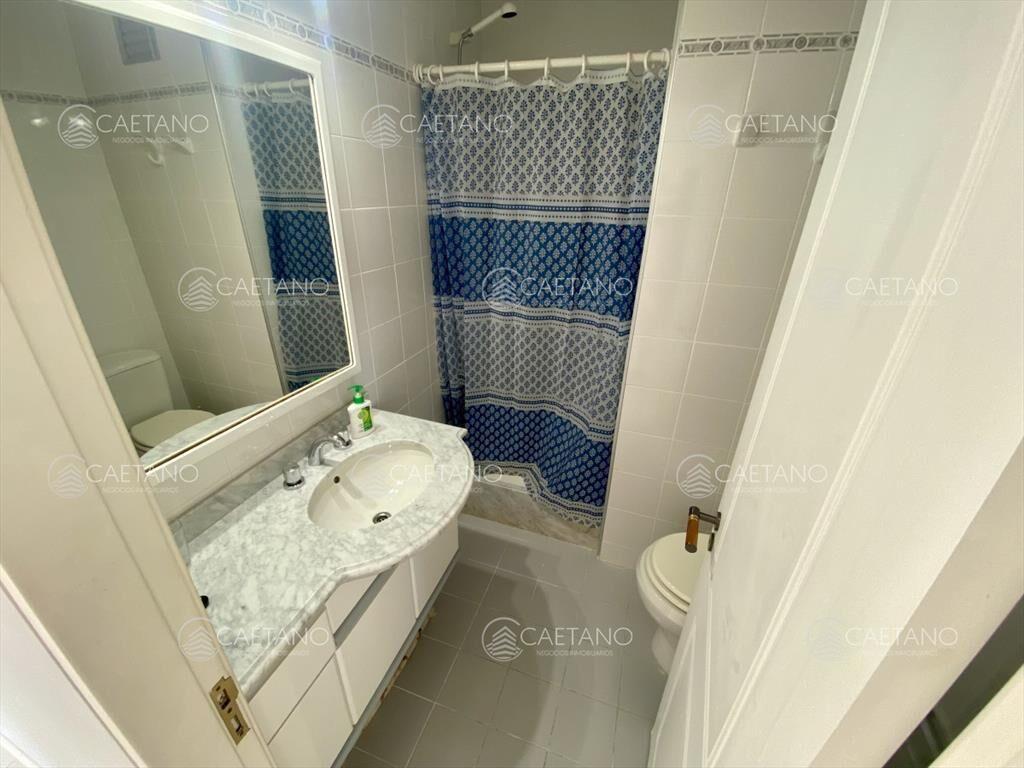Venta apartamento 3 dormitorios más dependencia,