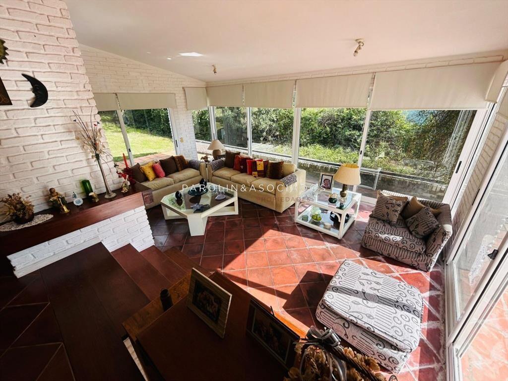 Casa en Venta de 3 Dormitorios en Jardines de Del