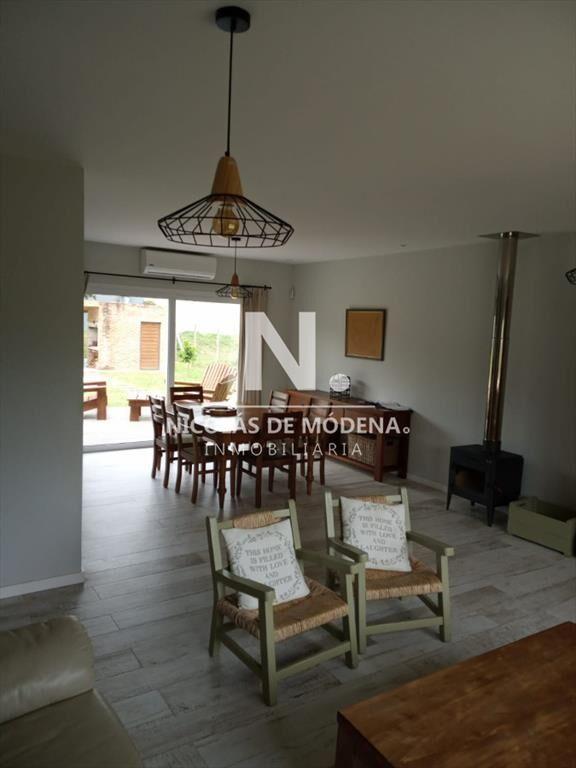 Nueva casa de 3 dormitorios en Punta del Este