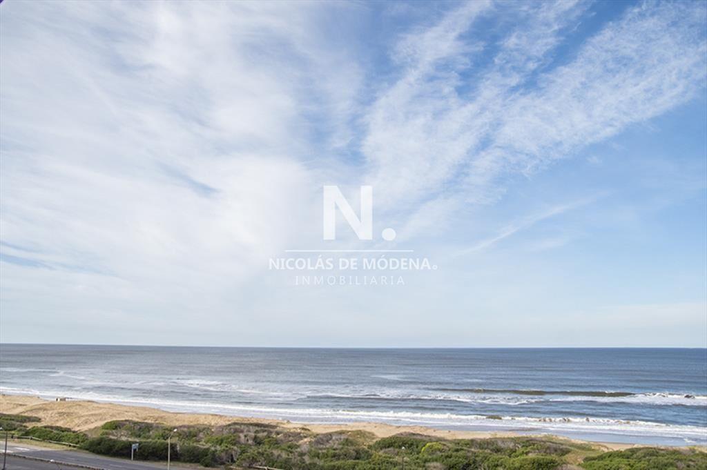 Hermoso Departamento en venta en Torre Lobos.