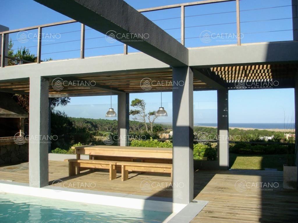 Casa con vista al mar en Barrio Privado, Jose Ignacio