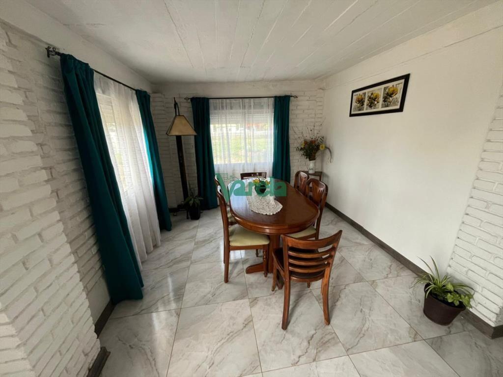 Casa de 3 dormitorios y 1 baÃ±o en Parque del