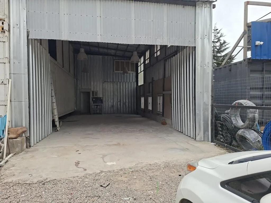 Alquiler amplio local comercial en Paso Carrasco
