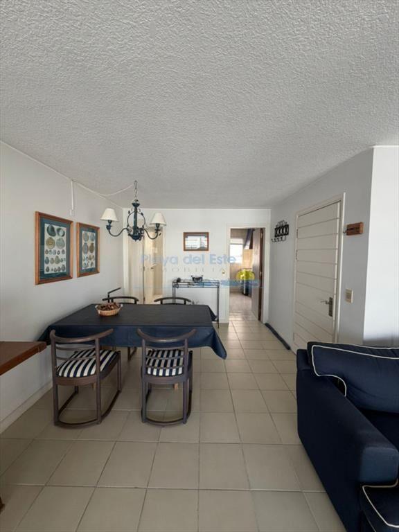 Pent-house en venta de 2 dormitorios en Punta del