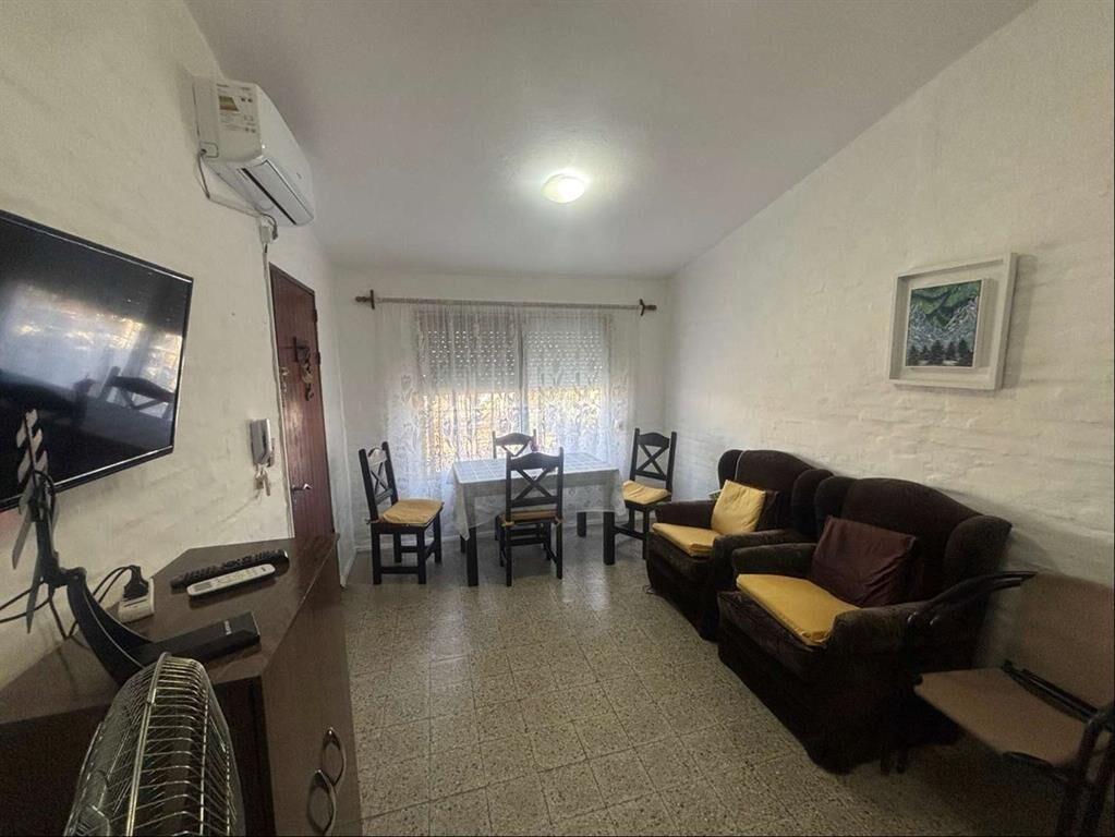 Venta Casa Peñarol Dos Dormitorios 1 Baño Garaje