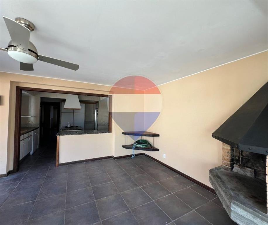 VENTA CASA PUNTA GORDA 4 DORM, SERV BARB Y PISCINA