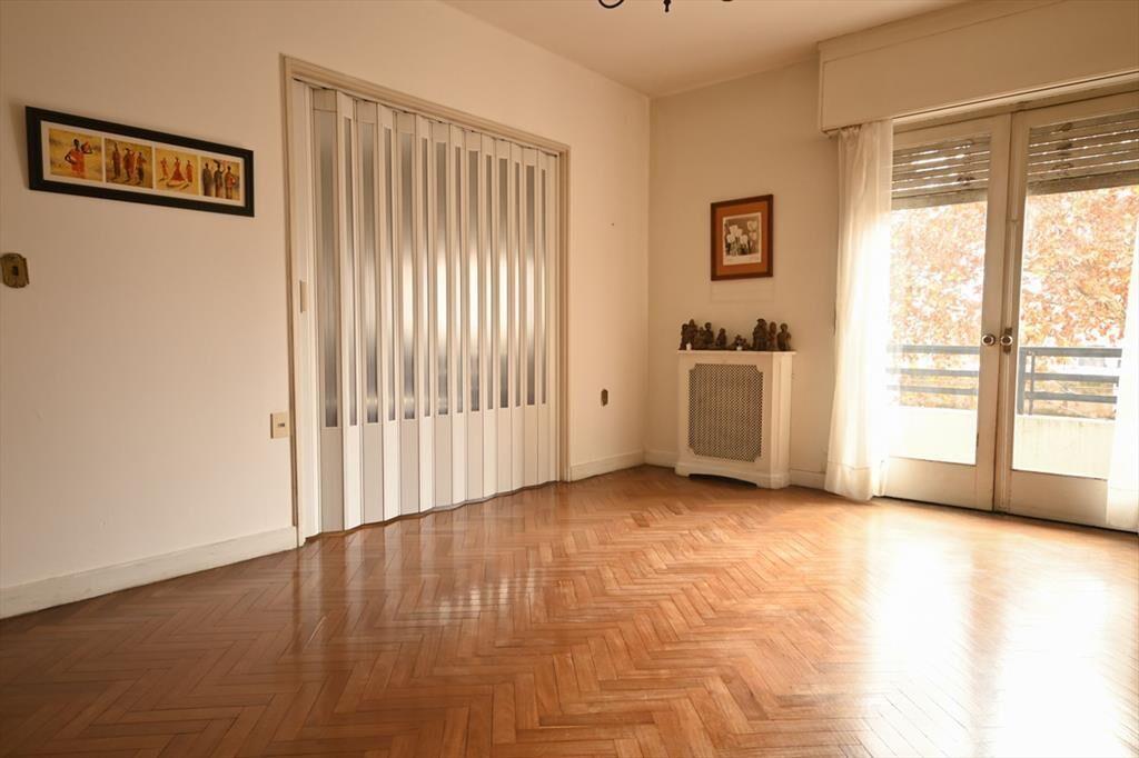 Venta apartamento 3 dorm. + servicio - Centro