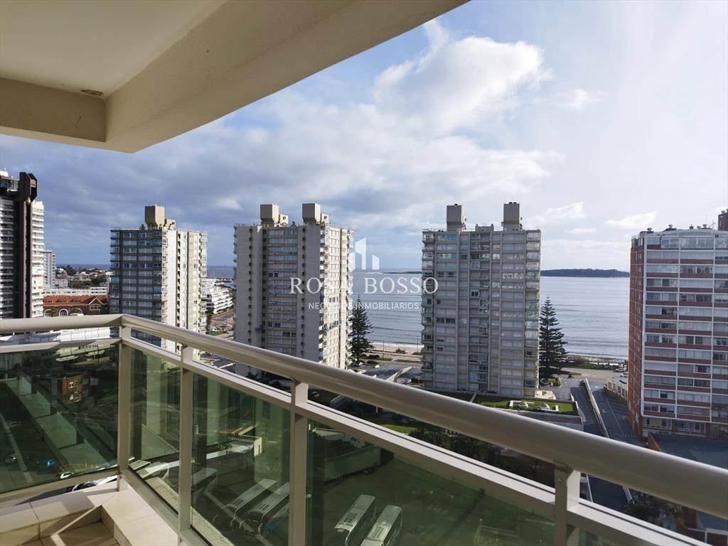Apartamento en venta en playa brava de Punta del