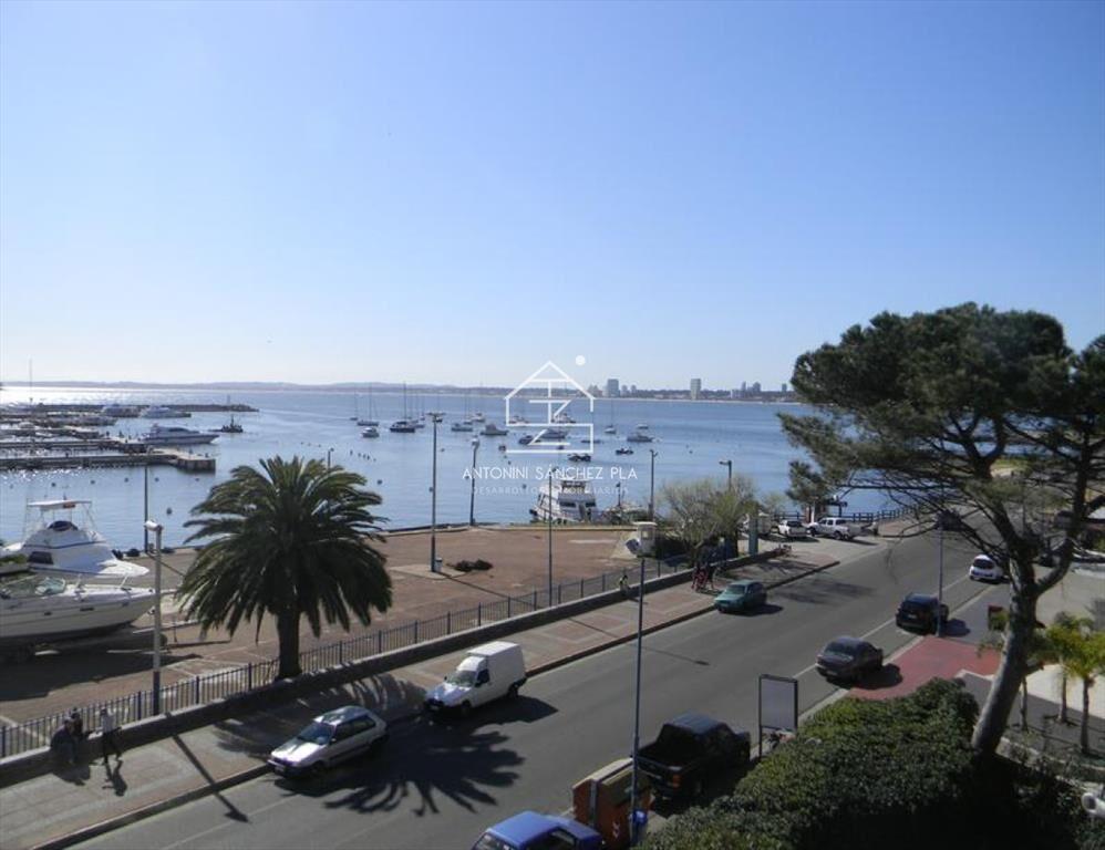 Apartamento Venta 4 dormitorios Punta del Este
