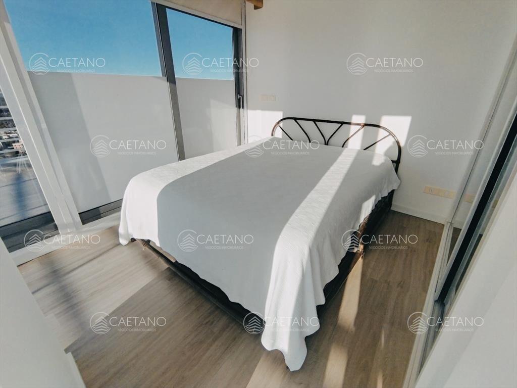VENTA DE HERMOSO PENTHOUSE DE 2 DORMITORIOS CON Y