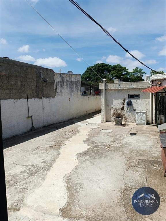 Casa en venta c/ cochera en Flor de Maroñas