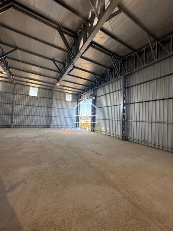 Alquiler - Venta galpón en la zona de 4H