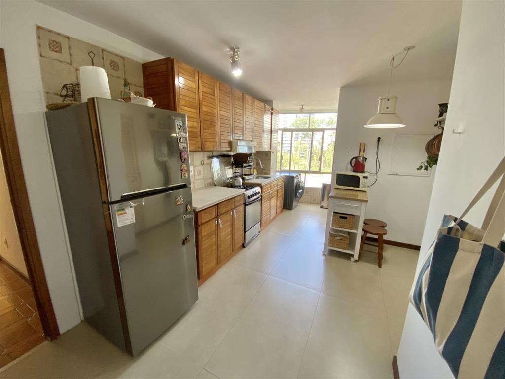 VENTA APARTAMENTO DE 2 DORMITORIOS EN EDIFICIO DORMAR PUNTA
