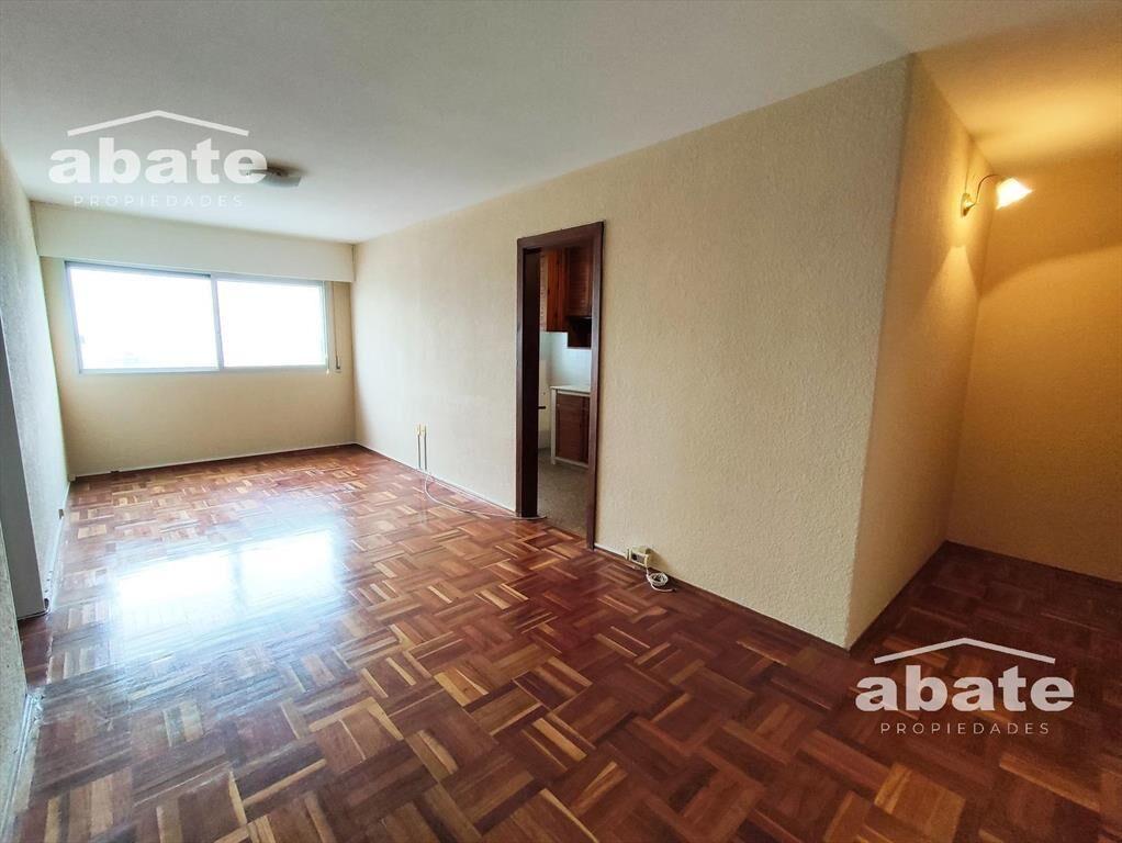 Venta Apartamento de 3 Dormitorios con Hermosa Vista al des