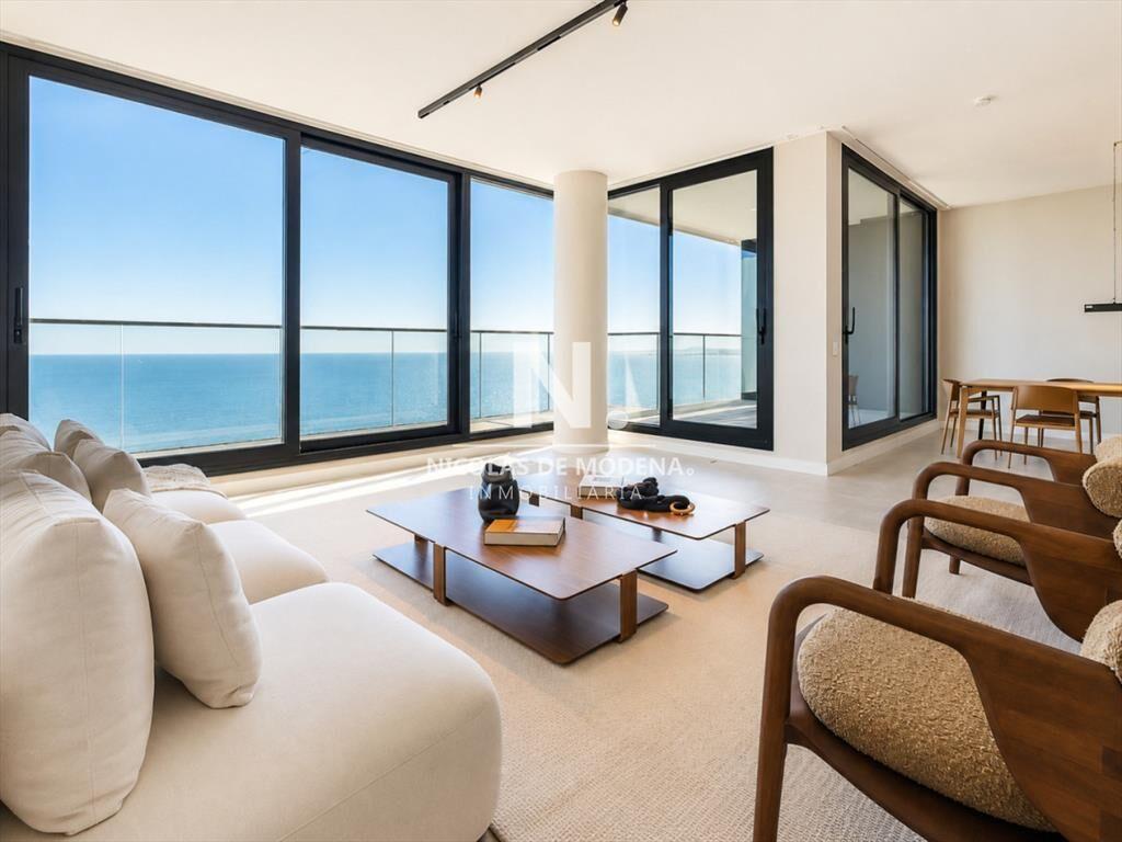 Exclusivo Apartamento Dúplex de 4 dormitorios en