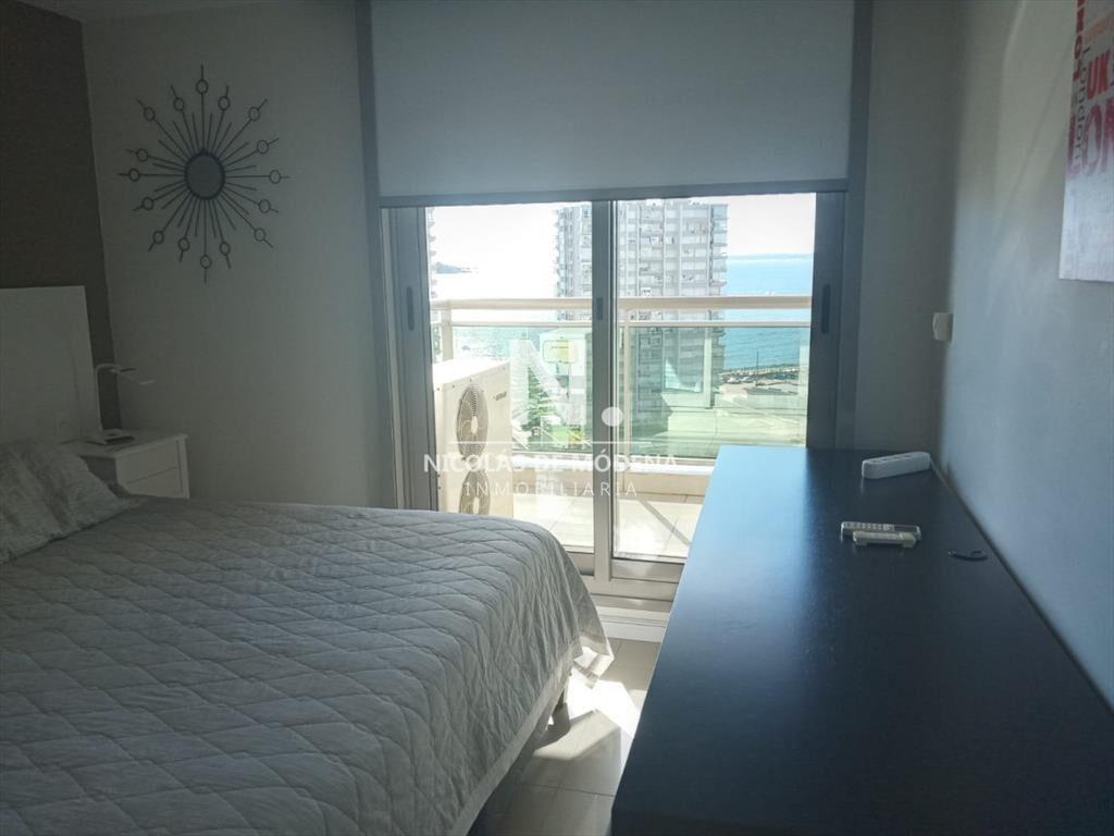 Hermoso Departamento en venta, en playa Brava.