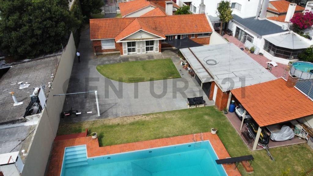 Exclusiva casa en el Prado 5 DORM-PISCINA-BARBACOA-4 BAÑO...