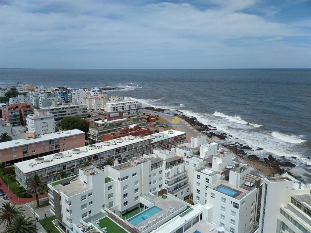 apartamento en zona de Peninsula  con hermosa a