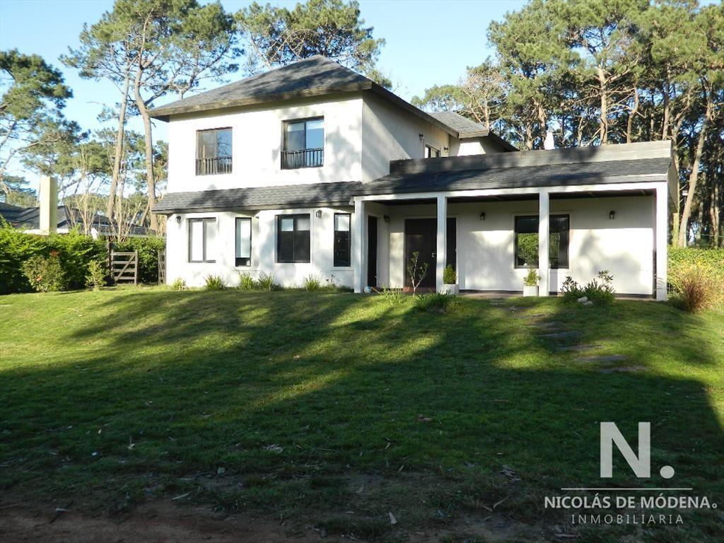Casa Punta del Este - Barrio Privado 5 dormitorios