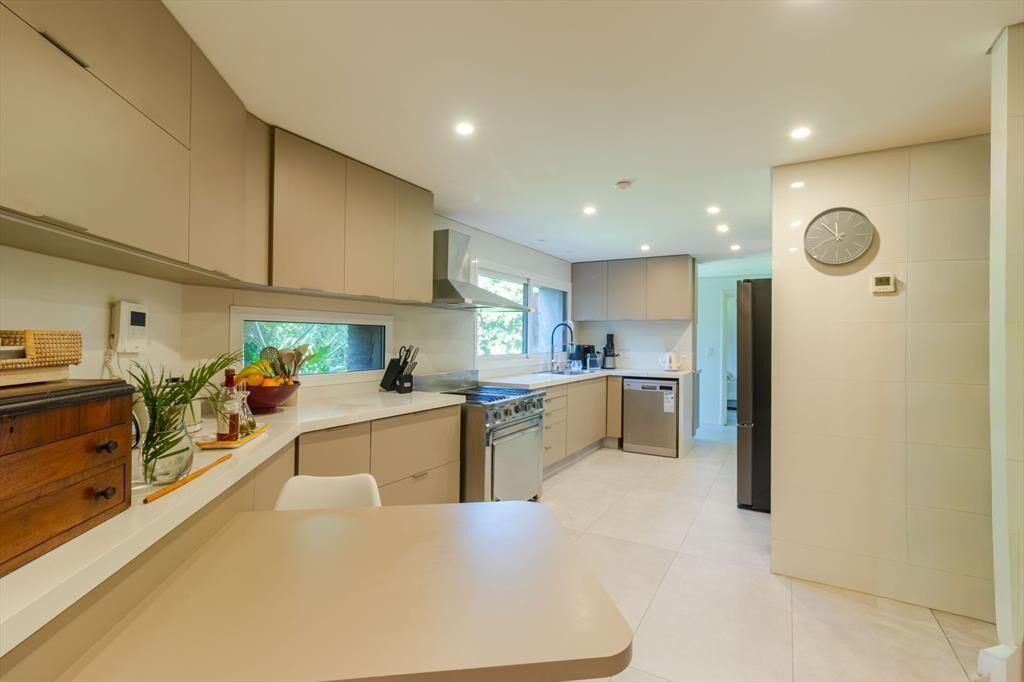 Venta apartamento con jardin en Carrasco Sur