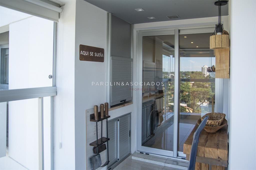Apartamento 2 dormitorios en venta a metros del mar, Punta