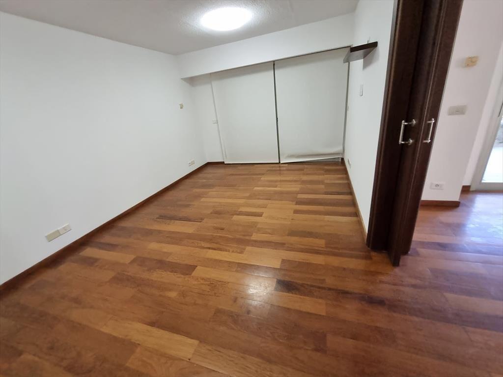 Apartamento Duplex 4 dormitorios  Puerto del Buceo