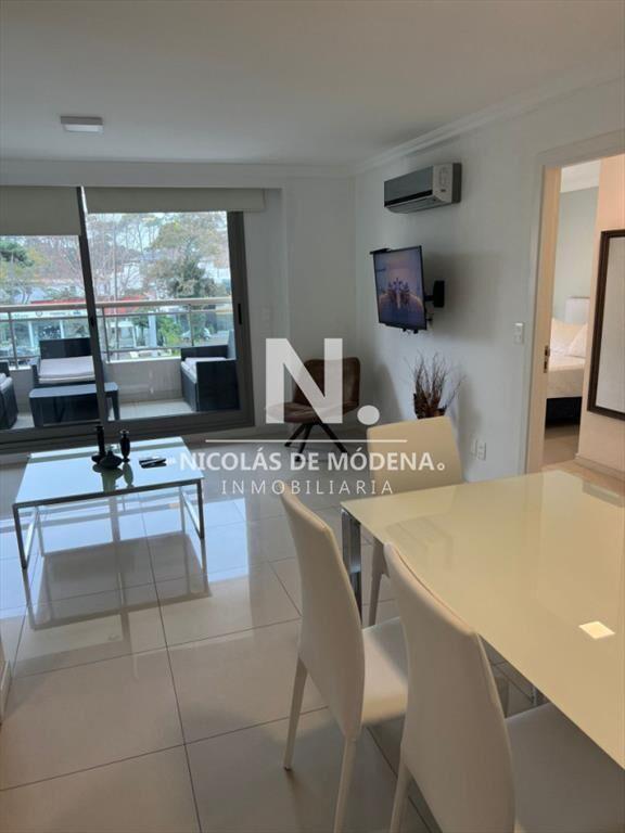 En venta apartamento de 1 dormitorio en Punta