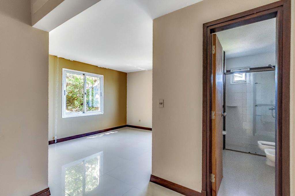 VENTA APARTAMENTO 3 DORMITORIOS PIRIAPOLIS