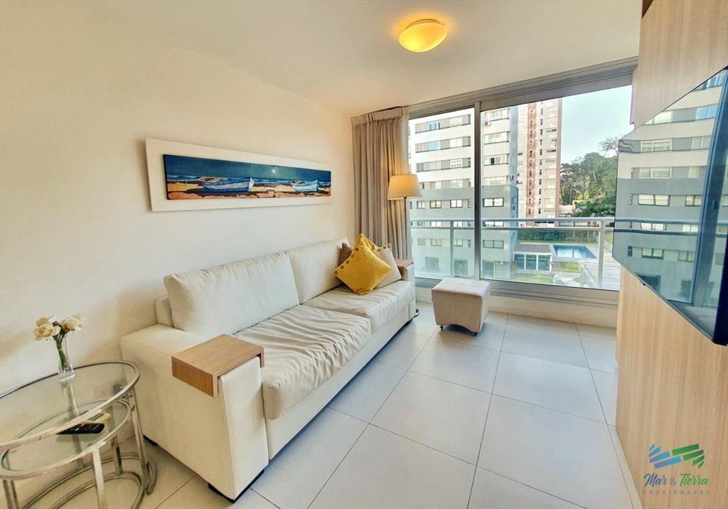 APARTAMENTO 1 DORMITORIO EN ALQUILER, CON PUNTA