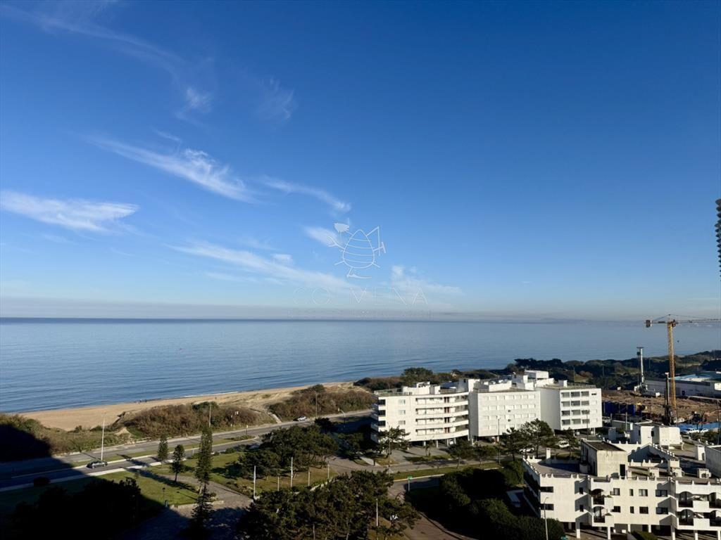 Espectacular vista, frente al mar
