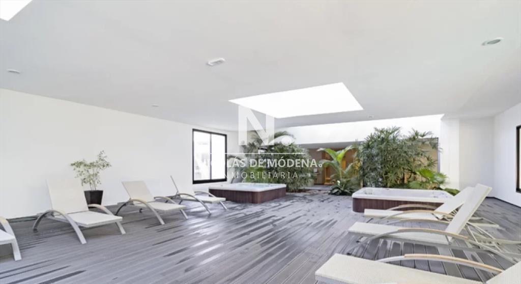 Departamento de 4 dormitorios en venta en Punta