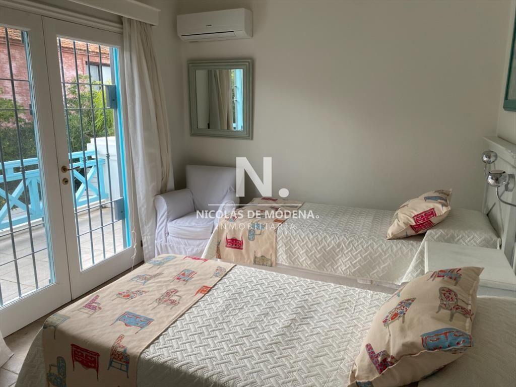 En venta casa en Montoya de 3 dormitorios con a y