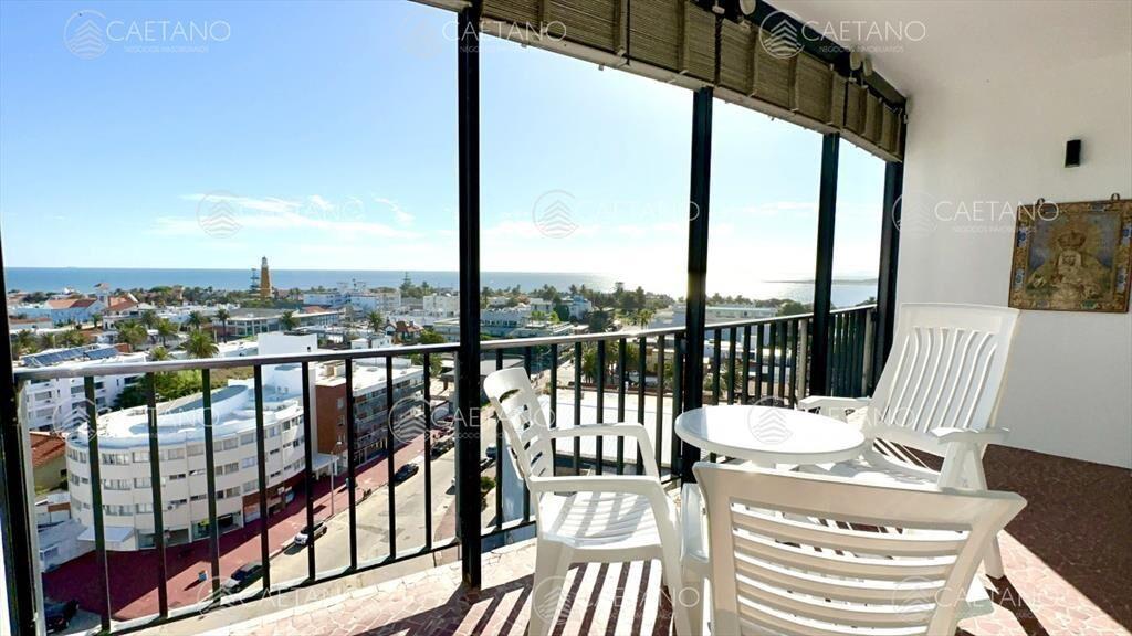 Piso alto en venta, con inmejorable vistas al mar