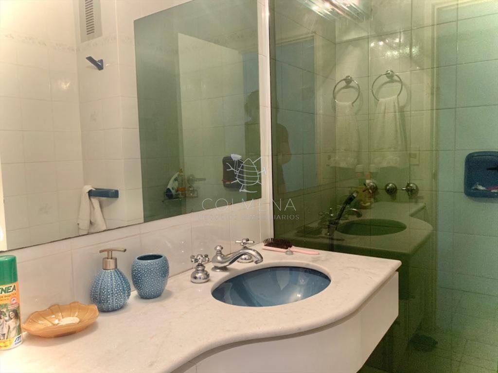 Penthouse Duplex de Tres Dormitorios en Venta + Parrillero