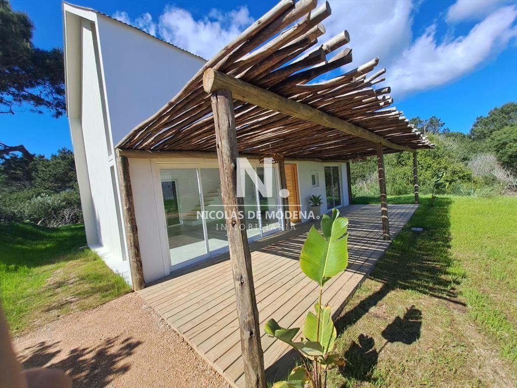 Casa a estrenar a la venta en Arenas de Jose 2