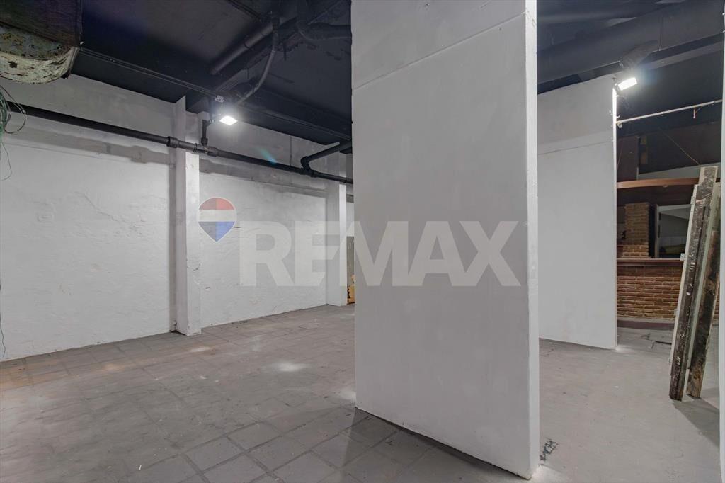 Venta local comercial de 340M2 en Pocitos
