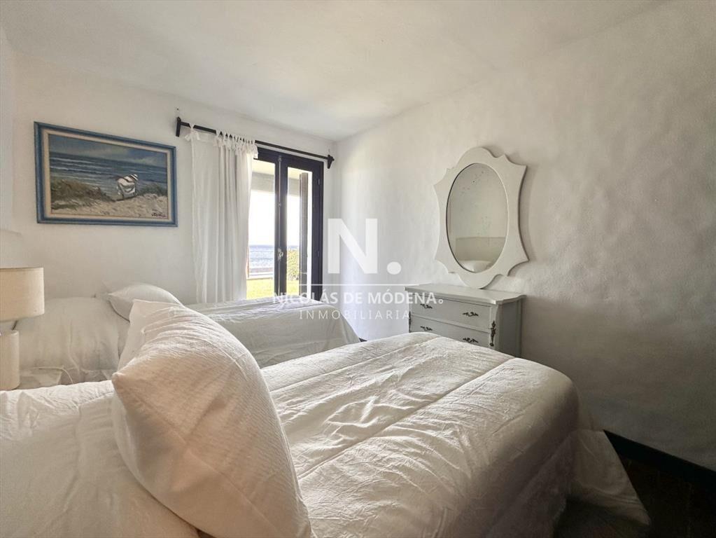 Apartamento de Tres Dormitorios frente a El Emir - Penínsu